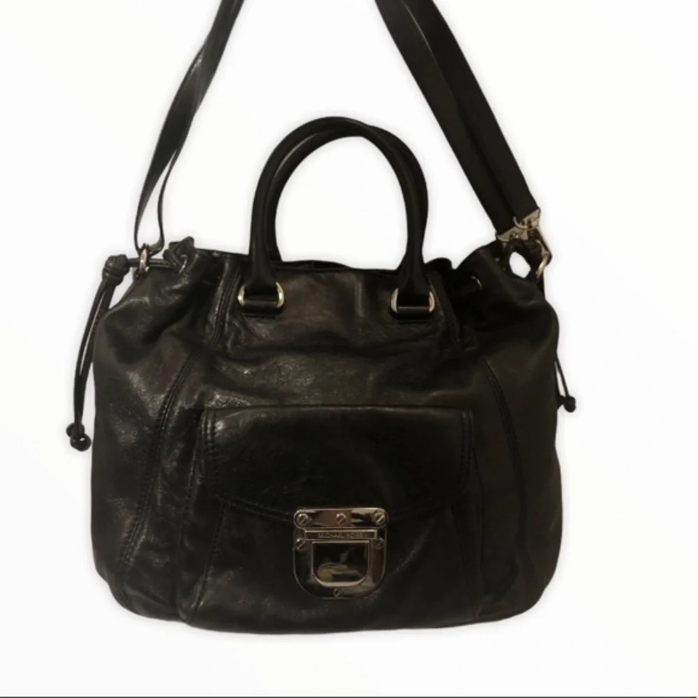 Michael kors black leather two way drawstring bag